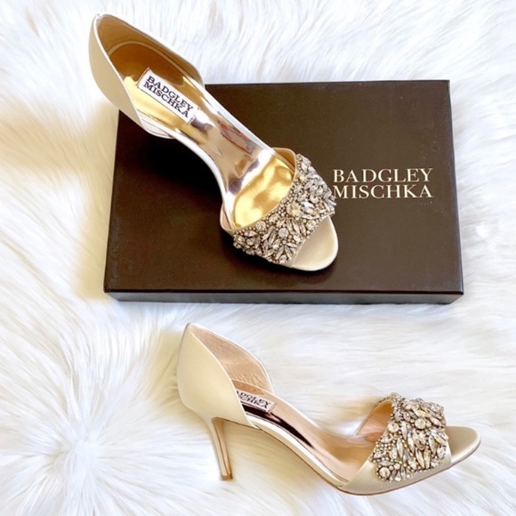 badgley mischka hansen crystal embellished sandal